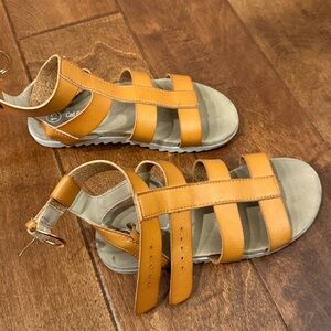 Cat & Jack Tan Kids Sandals
